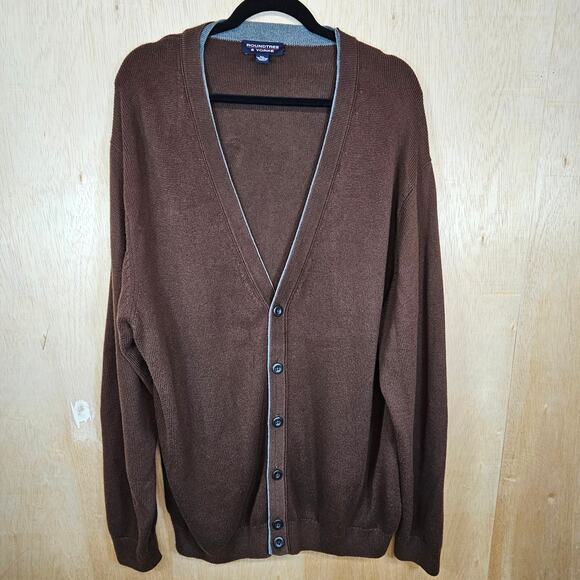 Men's‎ Roundtree & Yorke Brown With Gray Elbow Pads Button Up Cardigan Size XL - Picture 1 of 6